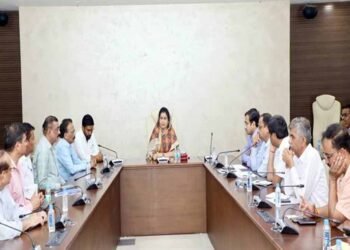 समय सीमा में पूरी हों पेयजल व्यवस्थाएं: राज्यमंत्री गौर गोविंदपुरा के विकास कार्यों की समीक्षा, देरी पर जताई नाराजगी