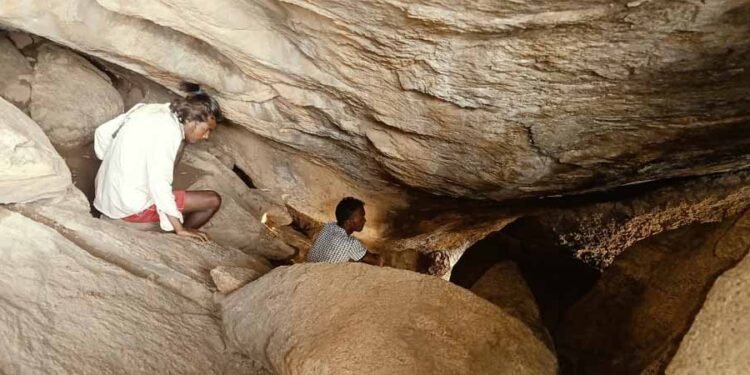 गढ़पहाड़ की गुफाओं में झलकती प्रागैतिहासिक सभ्यता की अनूठी विरासत