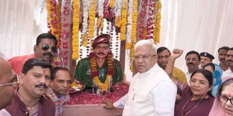 शहीद के संघर्ष और बलिदान की गाथा भावी पीढ़ियों के लिए प्रेरणा : राज्यपाल  पटेल