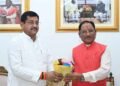 मुख्यमंत्री से उत्तरप्रदेश के राज्यमंत्री  रामकेश निषाद ने सौजन्य मुलाकात की