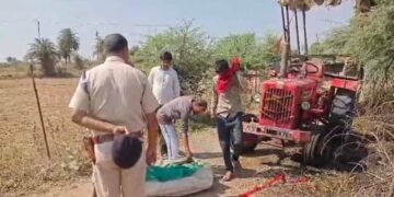 एमपी में दर्दनाक हादसा, हाईटेंशन लाइन से टकराई ट्रैक्टर-ट्रॉली—महिला व बच्चे की मौत