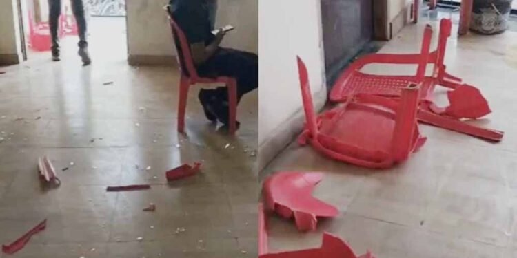 छत्तीसगढ़ कांग्रेस में घमासान, उपाध्यक्ष और पूर्व कोषाध्यक्ष के बीच हाथापाई