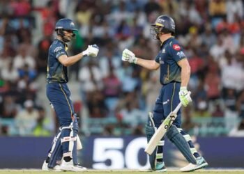 गुजरात टाइटन्स का धमाका: लखनऊ को उसी के घर में 7 विकेट से हराया