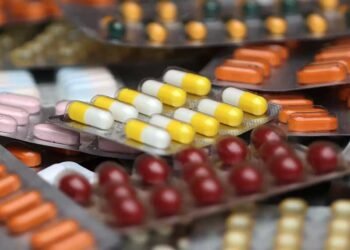 5 रुपए की पैरासिटामॉल कई गुना महंगी, इंदौर हाईकोर्ट ने मांगा जवाब