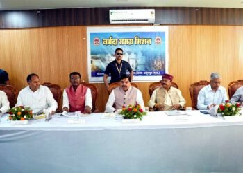 नर्मदा संरक्षण के लिये जरूरी है सरकार एवं समाज में समन्वय : मुख्यमंत्री डॉ. यादव
