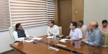 उप मुख्यमंत्री शुक्ल ने रीवा में सांदीपनि विद्यालयों के विकास कार्यों एवं प्रस्तावों की समीक्षा की