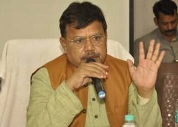 सीएम हेल्पलाइन की शिकायतों के निराकरण में ऊर्जा विभाग बना नबंर-1 : ऊर्जा मंत्री तोमर