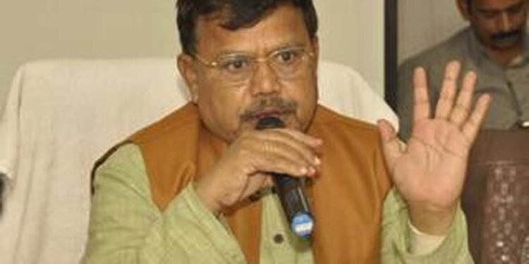 सीएम हेल्पलाइन की शिकायतों के निराकरण में ऊर्जा विभाग बना नबंर-1 : ऊर्जा मंत्री तोमर