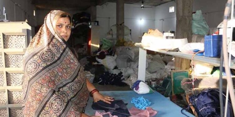 पूजा सिंह की प्रेरक कहानी: उमरिया से आत्मनिर्भरता तक का सफर