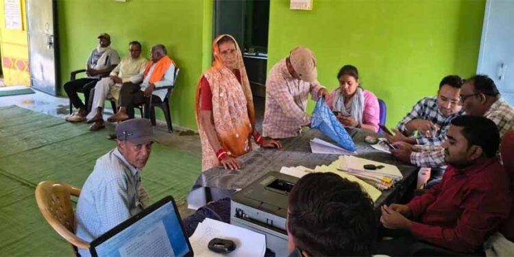 गांव में ही मिला न्याय—अकलाडोंगरी लिंक कोर्ट से राजस्व मामलों का त्वरित समाधान