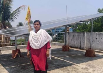 पीएम सूर्य घर योजना -अरूना के घर अब सूरज की रोशनी से रोशन, बिजली बिल की चिंता से मिली मुक्ति