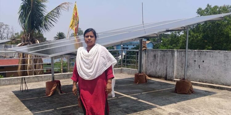 पीएम सूर्य घर योजना -अरूना के घर अब सूरज की रोशनी से रोशन, बिजली बिल की चिंता से मिली मुक्ति