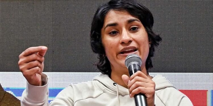 ‘मां बनना गुनाह नहीं’, विनेश मामले में WFI पर सख्त हुआ दिल्ली हाई कोर्ट‘मां बनना गुनाह नहीं’, विनेश मामले में WFI पर सख्त हुआ दिल्ली हाई कोर्ट