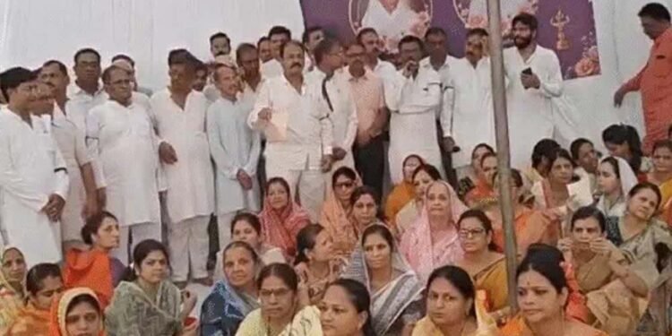 साध्वियों को कार से कुचलने के विरोध में जैन समाज की मौन रैली, बोले- अहिंसा पर हमला बर्दाश्त नहीं