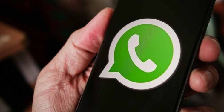 WhatsApp बड़ा फैसला: 2026 से इन पुराने फोन में बंद हो जाएगा ऐप