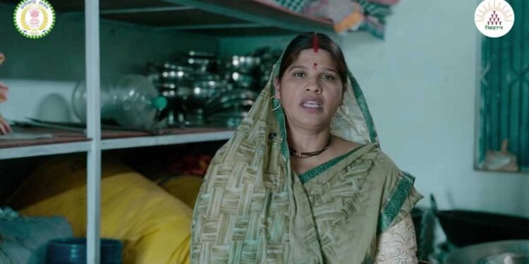 चूल्हे-चौके से बिजनेस तक गायत्री समूह की 12 महिलाओं ने टेंट हाउस के जरिए लिखी सफलता की नई दास्तां
