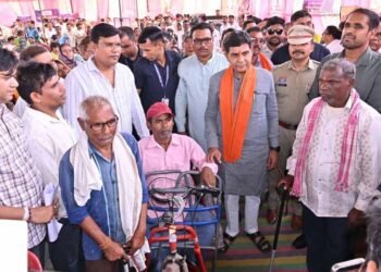 ​बिजली की कड़क ने छीने थे पैर, ‘सुशासन’ ने दी आत्मनिर्भरता की नई उड़ान
