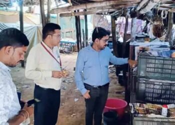 फल मंडी में बड़ा खुलासा! केमिकल से पकाए जा रहे थे केले, खाद्य विभाग ने मारा छापा