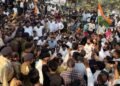 बिना अनुमति विरोध पर कार्रवाई: ग्रामीण कांग्रेस के 8 नेता गिरफ्तार