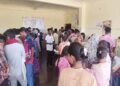 नक्सल प्रतिबंधों के बीच बदली तस्वीर, अबूझमाड़ के ग्रामीण पहली बार बनवाने पहुंचे ड्राइविंग लाइसेंस