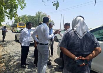 रायपुर : लोक निर्माण विभाग के सचिव ने सड़कों का काम देखा