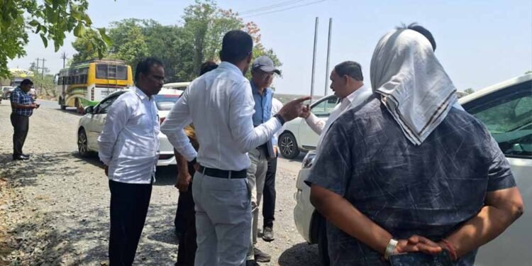 रायपुर : लोक निर्माण विभाग के सचिव ने सड़कों का काम देखा