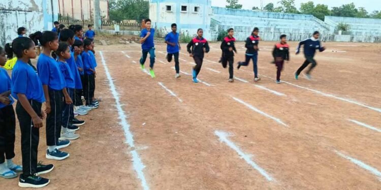 ग्रीष्मकालीन खेल शिविर में निखर रही बच्चों की प्रतिभाएं