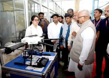 वैज्ञानिक आधुनिक कृषि का व्यवहारिक अनुभव किसानों को दे : राज्यपाल  पटेल