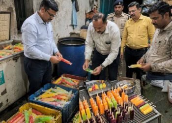 इंदौर में खाद्य विभाग की बड़ी कार्रवाई, बोरिंग के पानी से बनी आइस कैंडी जब्त