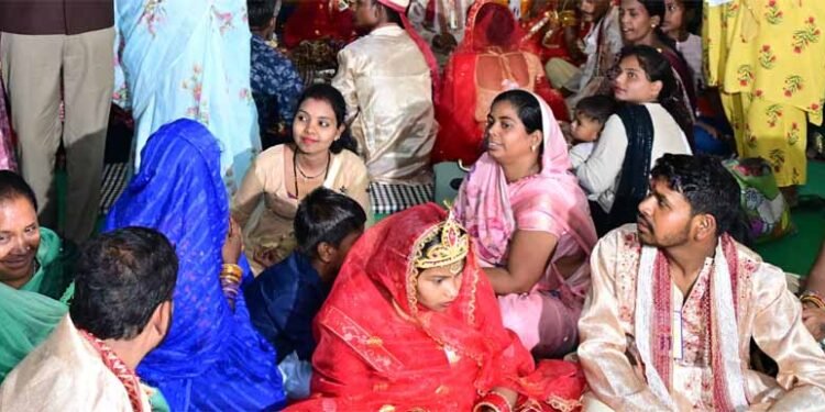 मुख्यमंत्री कन्या विवाह योजना : प्रदेश भर में गूंजीं शहनाइयां, 1385 जोड़े बंधे परिणय सूत्र में