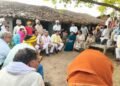 मंत्री  परमार ने कुआं हादसे में दिवंगत श्रमिकों के परिजन से की भेंट