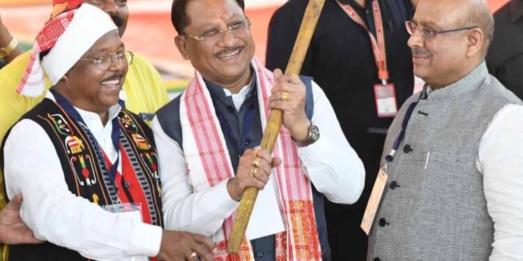 लाल किला मैदान से गूंजा जनजातीय गौरव का स्वर