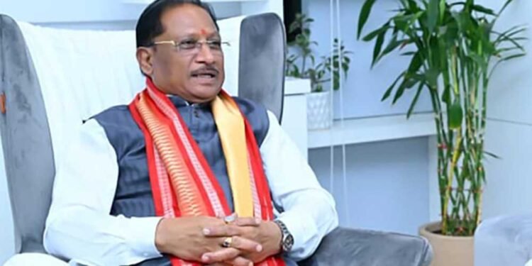 मुख्यमंत्री  विष्णुदेव साय से केंद्रीय कोयला एवं खान राज्य मंत्री  सतीश चंद्र दुबे ने की सौजन्य मुलाकात