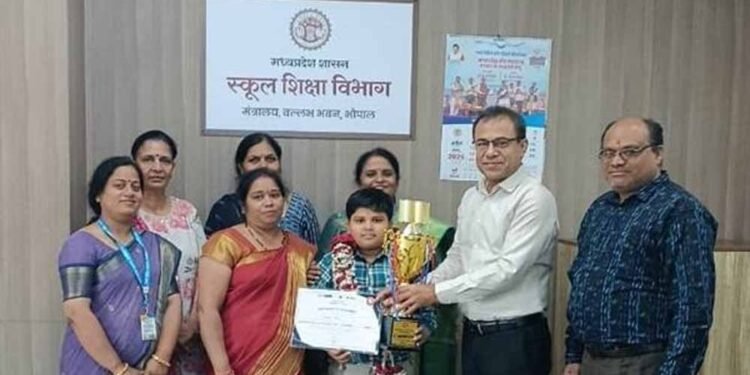 सांदीपनि विद्यालय के छात्र आराध्य ने बढ़ाया प्रदेश का मान