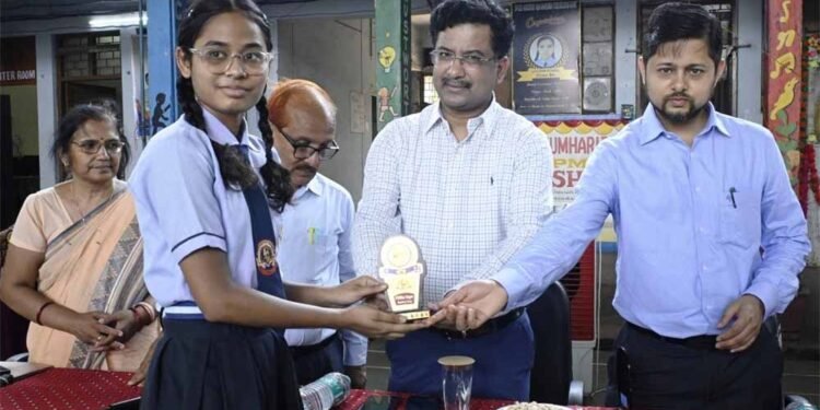 अनुशासित परिश्रम, तप और त्याग से मिलती है सफलता:  सोनमणि बोरा