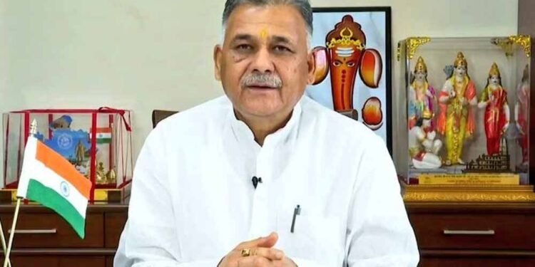 सुदूर अंचलों में आयुष स्वास्थ्य सेवाएं होंगी और सुदृढ़ : आयुष मंत्री  परमार