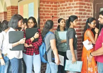 मध्य प्रदेश में शहीद परिवारों को बड़ा सम्मान, हर कोर्स में पत्नी और बच्चों के लिए सीट आरक्षित