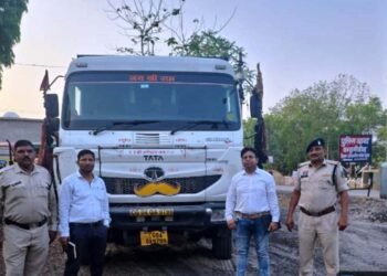 रेत के अवैध परिवहन पर बड़ी कार्रवाई, 6 हाइवा और 3 ट्रैक्टर जब्त
