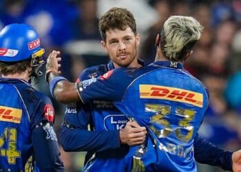 मिचेल सेंटनर का बड़ा दावा: IPL 2026 में चोट के बाद मुंबई इंडियंस ने आधी फीस दी