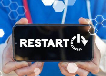 Smartphone Restart करने से क्या होता है? जानिए फोन को रीस्टार्ट करने के बड़े फायदे