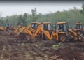 खंडवा में 200 एकड़ जंगल से हटाया अतिक्रमण, 30 JCB और 600 कर्मचारियों की बड़ी कार्रवाई