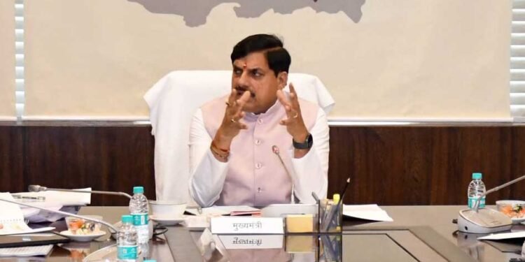 मुख्यमंत्री सुगम परिवहन सेवा में इंदौर संभाग से प्रारंभ होगा बस आपरेशन : मुख्यमंत्री डॉ. यादव