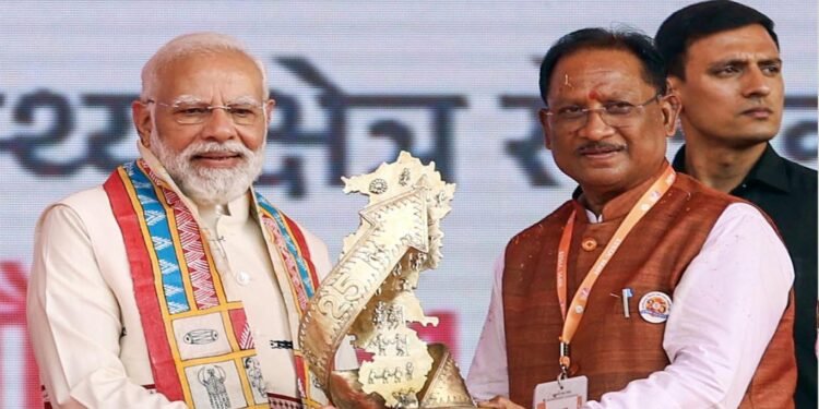 प्रधानमंत्री नरेन्द्र मोदी के नेतृत्व के 12 वर्ष पूर्ण होने पर मुख्यमंत्री विष्णु देव साय ने दी बधाई और शुभकामनाएं