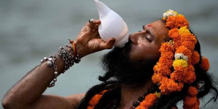 सोमवती अमावस्या 2026: स्नान-दान मुहूर्त, योग और शिव उपासना का विशेष महत्व