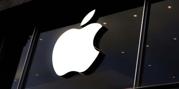 Apple प्रोडक्ट्स हुए 42% तक महंगे: MacBook Pro और iPad Air की कीमतों में भारी बढ़ोतरी
