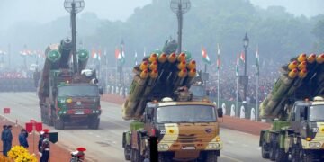 भारत ने बढ़ाई परमाणु ताकत! 190 तक पहुंचा न्यूक्लियर हथियारों का जखीरा, पाकिस्तान को लेकर भी बड़ा खुलासा
