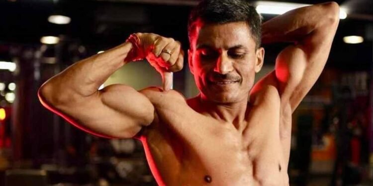 45 की उम्र में IAS अवनीश शरण की फिटनेस जर्नी बनी मिसाल, खुद शेयर किया ट्रांसफॉर्मेशन