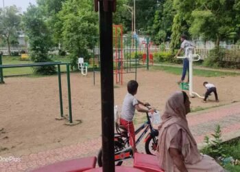 40 करोड़ की सरकारी जमीन विवाद में नया मोड़, 52 साल पुरानी रजिस्ट्री की होगी जांच