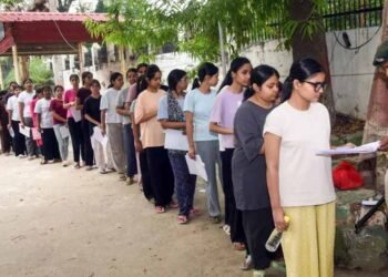 NEET UG Re-Exam 2026: बिलासपुर में तैयारियां तेज, कलेक्टर-SSP ने अधिकारियों संग की समीक्षा बैठक