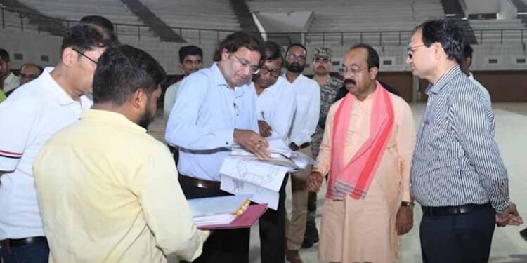 बिलासपुर में PWD अधिकारियों पर बरसे उपमुख्यमंत्री अरुण साव, लापरवाही पर लगाई फटकार